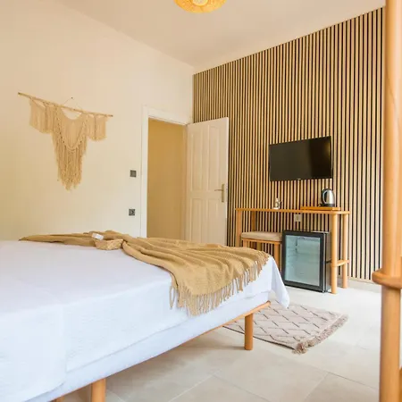 Vodina Lounge 호텔 카야코이