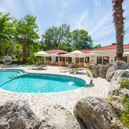 Vodina Lounge * 카야코이